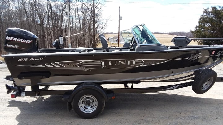 Walleye.com: 2012 Lund 1875 Pro-V 18ft