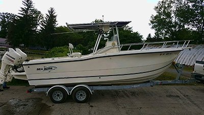 2005 Sea Boss 235CC 23 ft