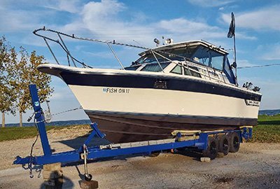 1990 Baha Cruisers Sportfisherman 28 ft