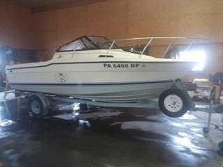 1993 Bayliner Trophy Walkaround 20 ft