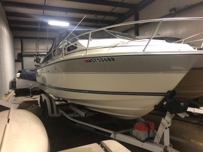 1988 Cruisers, Inc. Sea Devil 22 ft