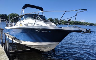 2006 Trophy 2052 wa 21 ft