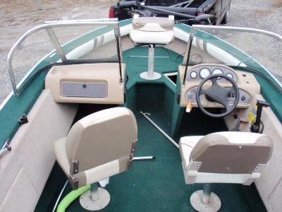 2000 Starcraft Starfire 170LE 17 ft | Walleye, Bass, Trout, Salmon Fishing Boat