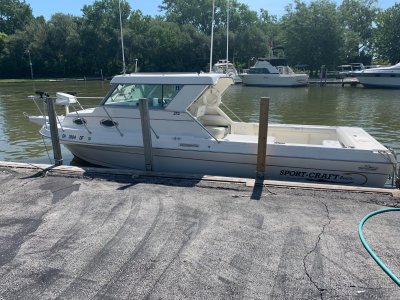 2002 Sportcraft 272 sportfish 28 ft