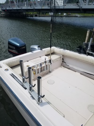 1997 Grady White Seafarer 228 22 ft | Walleye, Bass, Trout, Salmon Fishing Boat