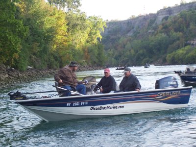 2007 Crestliner Tournament Pro 19 ft