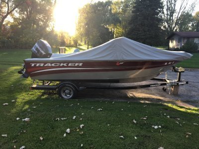 2011 Tracker Targa V-18 Combo 19 ft