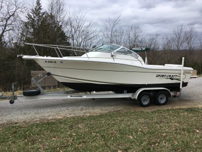 2000 Sportcraft 221 WA 22 ft