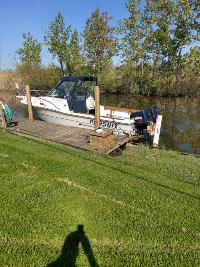 1989 Pursuit 2350 cuddy cabin outboard 23 ft | Walleye, Bass, Trout, Salmon Fishing Boat