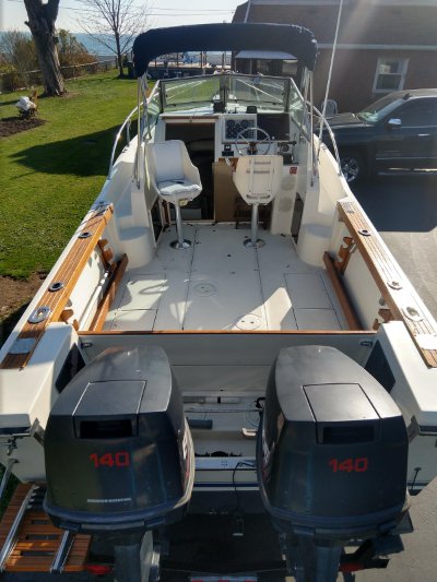 1989 Pursuit 2350 cuddy cabin outboard 23 ft | Gasoline