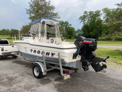 1992 Bayliner Trophy 2002 WA 20 ft | Walleye, Bass, Trout, Salmon Fishing Boat