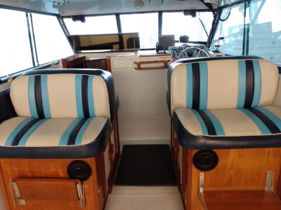 1988 Baha Cruisers 260 Weekender 26 ft | Walleye, Bass, Trout, Salmon Fishing Boat