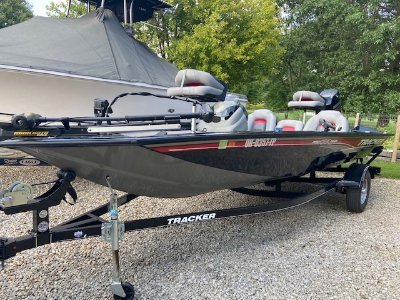 2016 Tracker Pro 175 TXW 18 ft