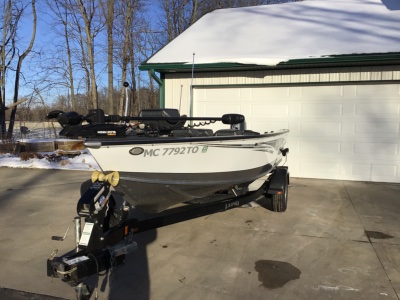 2014 Lund 1725 Pro Guide 17 ft