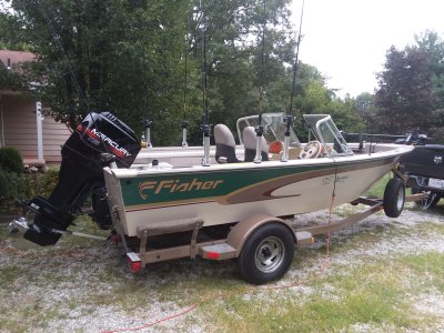 1999 Fisher V17 sport avenger 17 ft