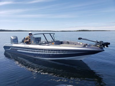 2020 Skeeter WX2200 22 ft | Walleye, Bass, Trout, Salmon Fishing Boat