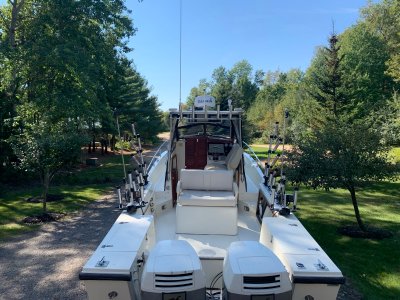 1988 Mako Walkaround 28 ft | Walleye, Bass, Trout, Salmon Fishing Boat