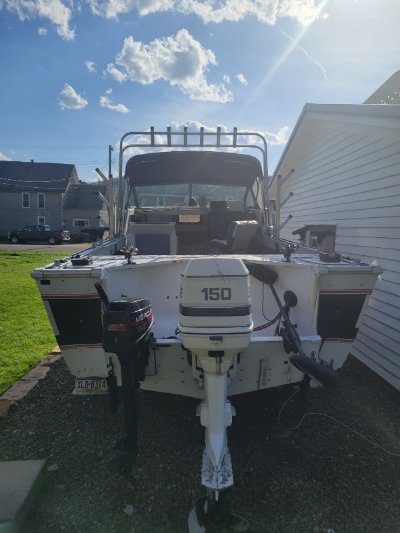 1992 Crestliner Sabre 23 ft | Walleye, Bass, Trout, Salmon Fishing Boat