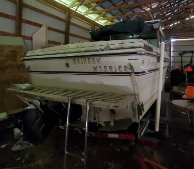 1987 Thompson 240 Fisherman 24 ft