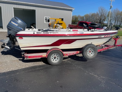 2001 Skeeter 2x1775 18 ft