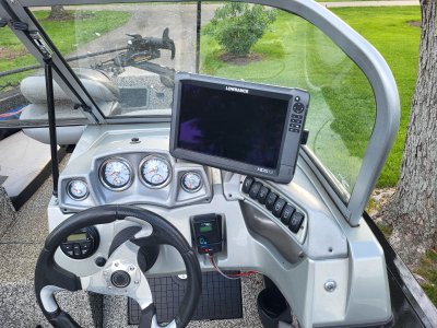 2016 Tracker Targa V-20 WT 21 ft | 6975 E. Severson Rd. Rockford IL