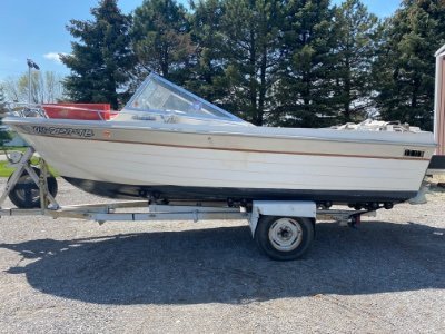 1978 Thompson Fisherman 21 ft | Walleye, Bass, Trout, Salmon Fishing Boat