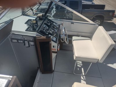 1985 Wellcraft 2900 Express Cruiser 29 ft | Lake Erie