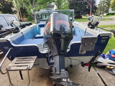 1996 Lund Pro Angler 23 ft | 6316 surrey st Portage  Michigan 49024