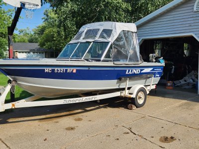 1996 Lund Pro Angler 23 ft