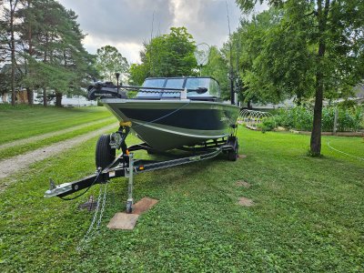 2022 Smokercraft Pro Angler 182XL 18 ft