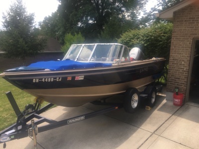 1999 Lund The grandsport 19 ft