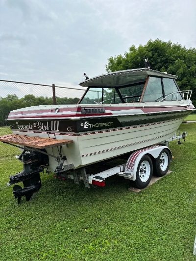 1988 Thompson Fisherman 210 21 ft | Lake Erie