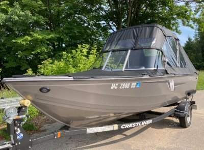 2022 Crestliner Vision 1700 wt 17 ft
