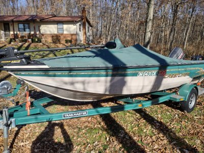 1999 Crestliner 1750 FISH HAWK 17 ft | Walleye, Bass, Trout, Salmon Fishing Boat