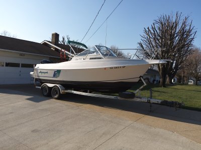 1994 Aquasport Explorer 225 23 ft | Walleye, Bass, Trout, Salmon Fishing Boat