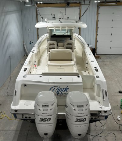 2018 Boston Whaler 330 Outrage 33 ft | Lambertville, Michigan