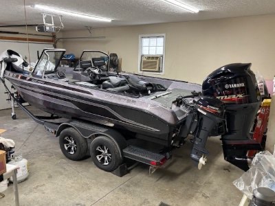 2019 Skeeter WX2060 21 ft