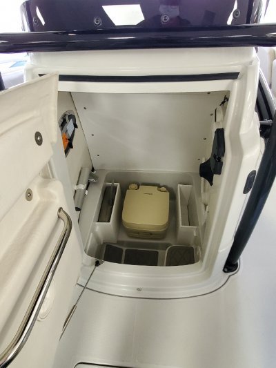 2021 Crownline Finseeker 206cc 20 ft | 1589 Kimball Drive Madison, Ohio