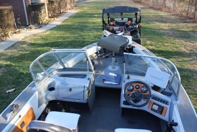 2000 Alumacraft Trophy Elite 17 ft