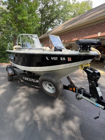 2012 Crestliner 1850 sportfish 18 ft