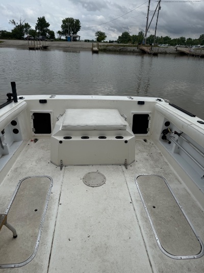 1993 Sportcraft 252 Fisherman 6 ft | Walleye, Bass, Trout, Salmon Fishing Boat