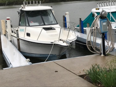 2005 Trophy 2359 hard top 24 ft | Walleye, Bass, Trout, Salmon Fishing Boat