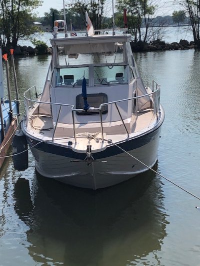 1999 Crestliner Eagle 2360 23 ft | Lake Erie