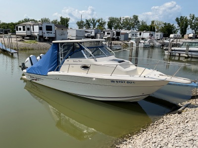 2001 Sportcraft 241 walk around 24 ft