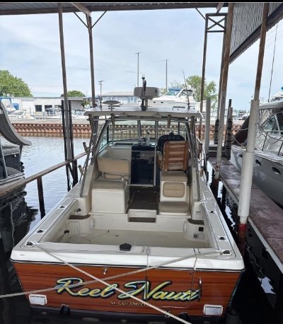 2004 Tiara Pursuit Offshore 31 ft | Gasoline