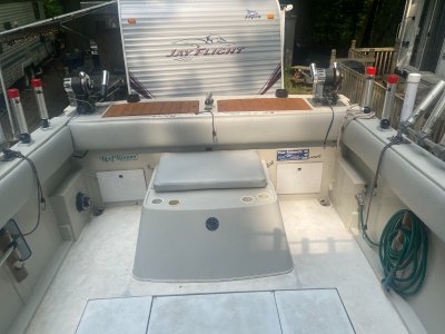 1991 Penn Yan 245 Contender Hardtop 24 ft | Walleye, Bass, Trout, Salmon Fishing Boat