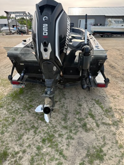 2021 Warrior 2090 21 ft | Lake Erie