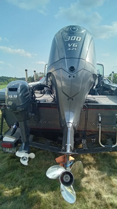2022 Warrior V208-DC 20 ft | Gasoline