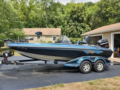 2012 Ranger 619 fisherman 19 ft