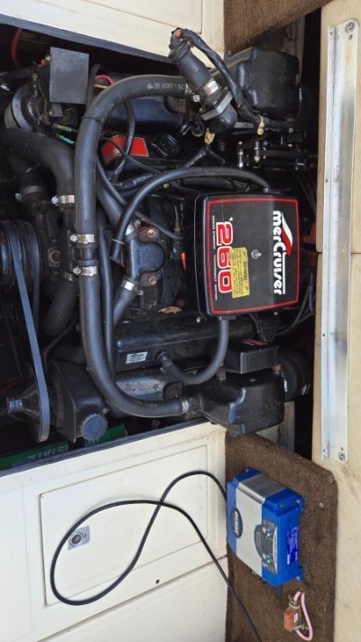 1984 Sea Ray SRV 245 FISHERMAN 24 ft | Walleye, Bass, Trout, Salmon Fishing Boat